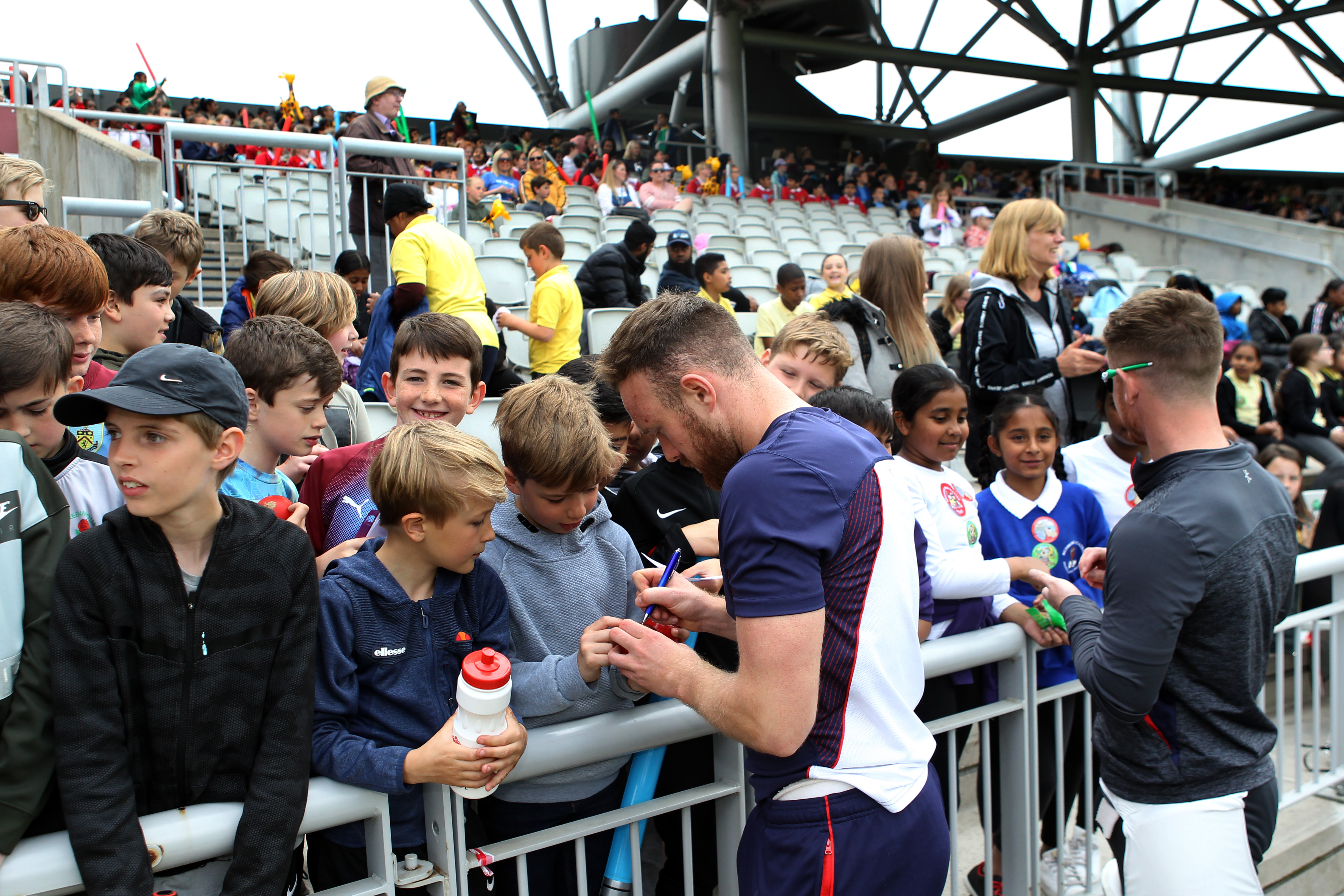 schools cricket 37.jpg